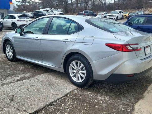 Used 2026 Toyota Camry XSE image 5