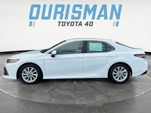 Used 2024 Toyota Camry LE image 4