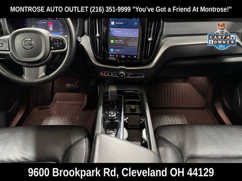 Used 2023 Volvo XC60 B5 Core w/ Climate Package image 2