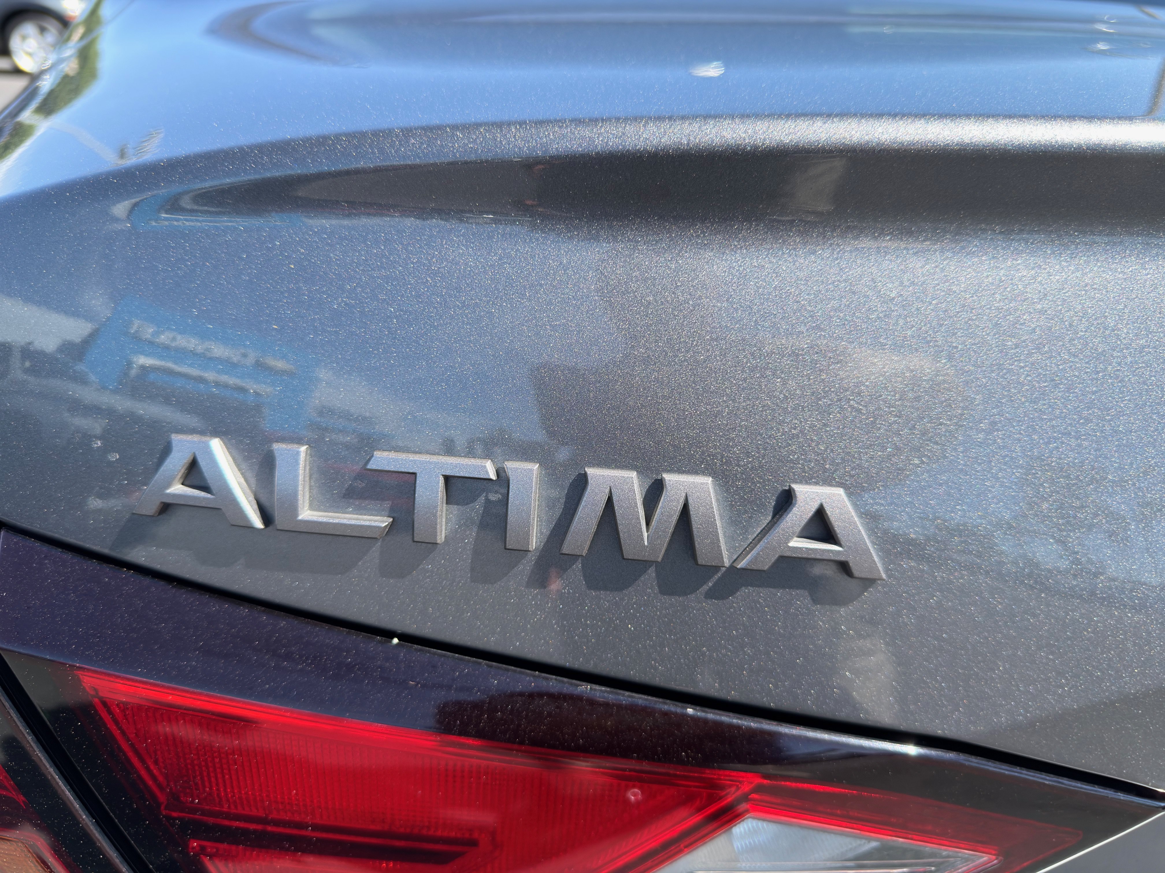 Used 2024 Nissan Altima 2.5 SV w/ SV Premium Package FWD image 41