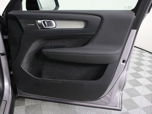 Certified 2026 Volvo XC40 B5 Ultra w/ Climate Package AWD/4WD image 21