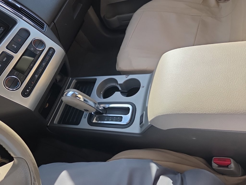 Used 2009 Ford Edge Limited FWD image 10
