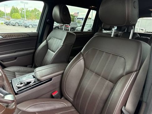 Used 2019 Mercedes-Benz GLS 450 4MATIC image 10