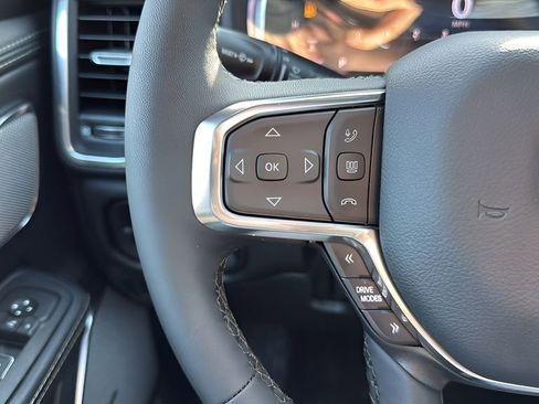 New 2026 RAM 1500 Laramie AWD/4WD image 17