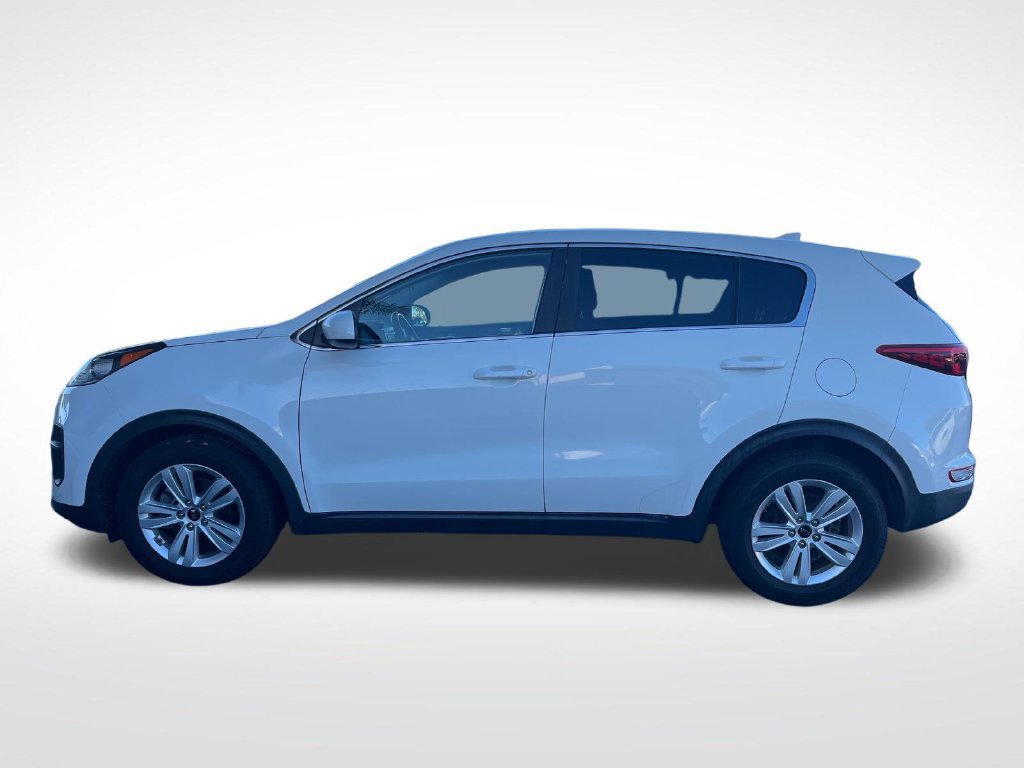 Used 2019 Kia Sportage LX FWD image 2