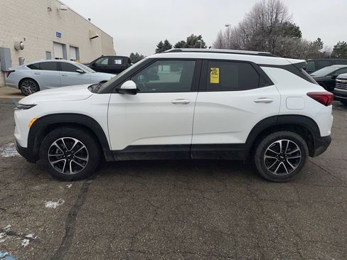 Certified 2025 Chevrolet TrailBlazer LT w/ Convenience Package image 6