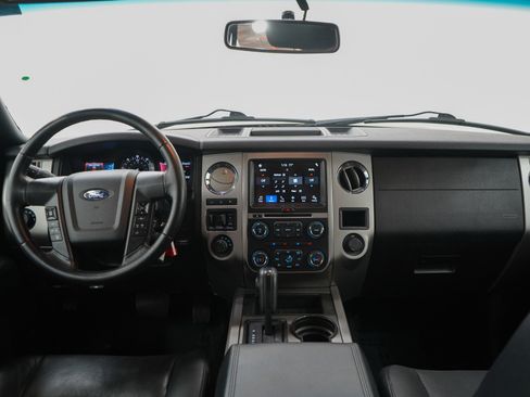 Used 2017 Ford Expedition XLT w/ Equipment Group 202A image 14