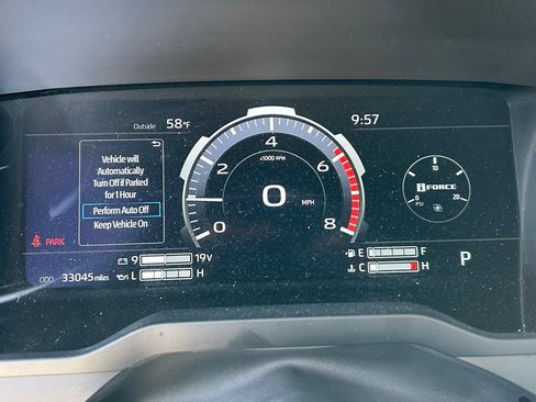 Used 2023 Toyota Tundra Platinum AWD/4WD image 17