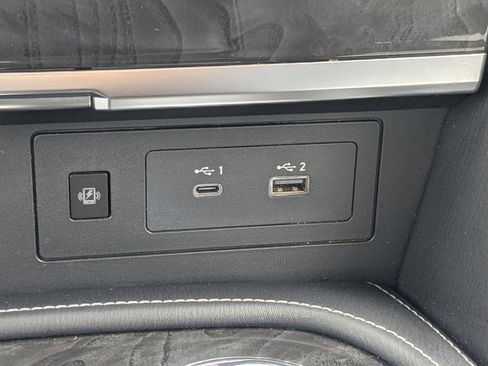 Used 2023 INFINITI QX80 Luxe w/ Cargo Package image 28