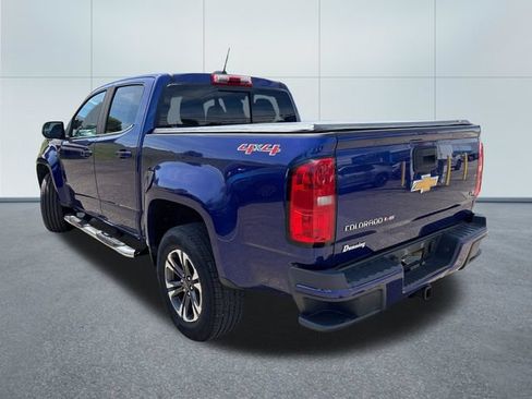 Used 2017 Chevrolet Colorado LT w/ LT Convenience Package AWD/4WD image 2