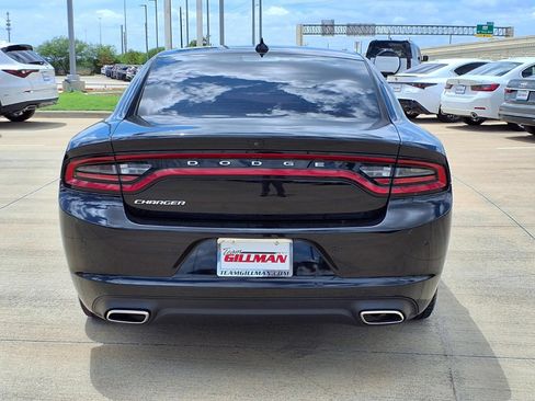 Used 2023 Dodge Charger SXT RWD image 6