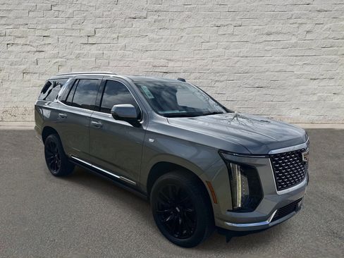 New 2026 Cadillac Escalade Luxury image 7