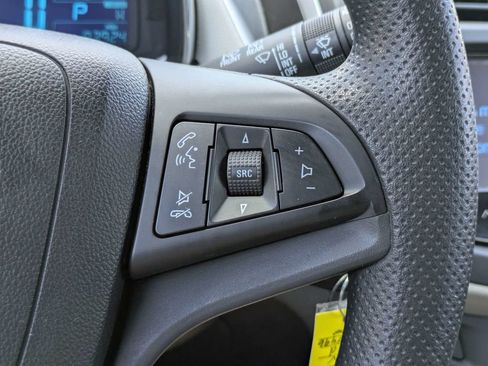 Used 2016 Chevrolet Trax LS FWD image 23
