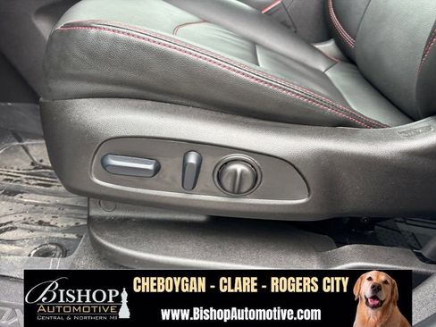 Used 2024 Chevrolet Equinox RS w/ RS Leather Package AWD/4WD image 27