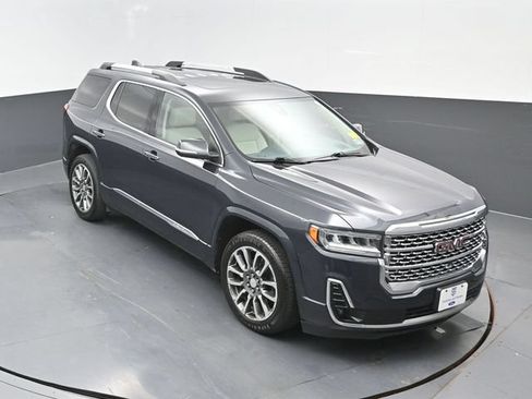 Used 2021 GMC Acadia Denali w/ Denali Ultimate Package AWD/4WD image 19