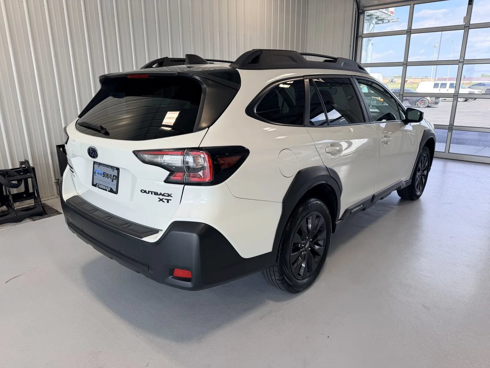 Used 2024 Subaru Outback Onyx Edition XT AWD/4WD image 3
