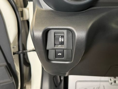 Used 2022 Toyota GR86 Premium RWD image 18