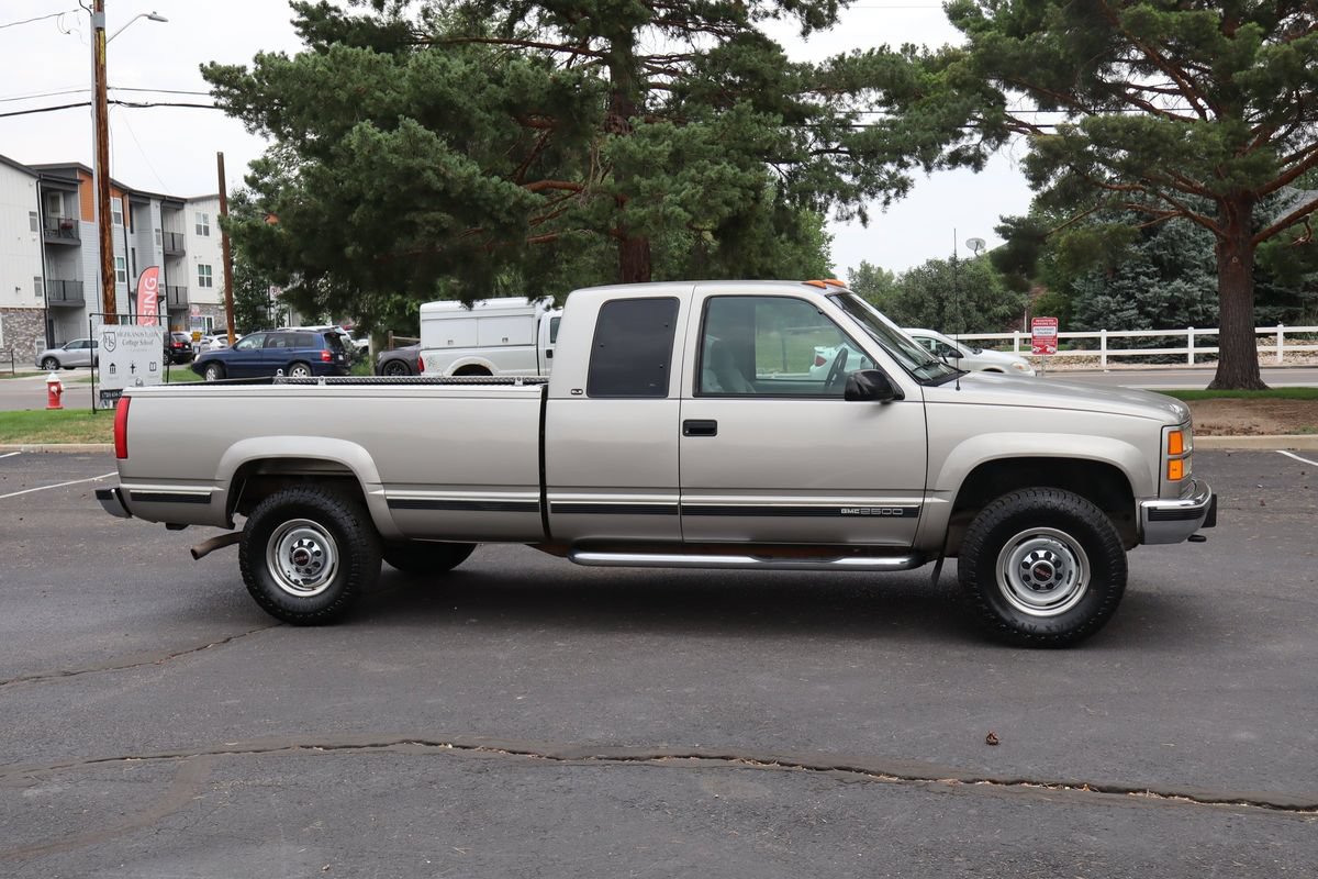Used 1998 GMC Sierra 2500 4x4 Extended Cab w/ Marketing Option Pkg 3 image 3