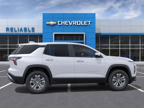 New 2026 Chevrolet Equinox LT FWD image 5