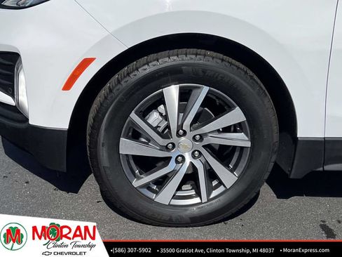 Certified 2024 Chevrolet Equinox LT w/ LPO, Floor Liner Package FWD image 10