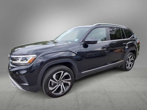 Used 2023 Volkswagen Atlas SEL AWD/4WD image 4