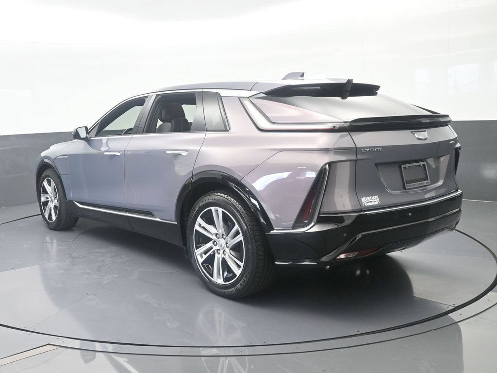 Used 2024 Cadillac Lyriq Tech RWD image 4