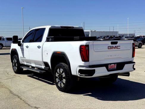 Used 2024 GMC Sierra 2500 Denali w/ Denali Reserve Package image 9