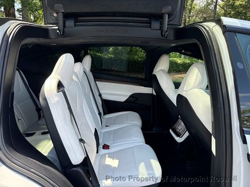 Used 2023 Tesla Model X AWD/4WD image 19
