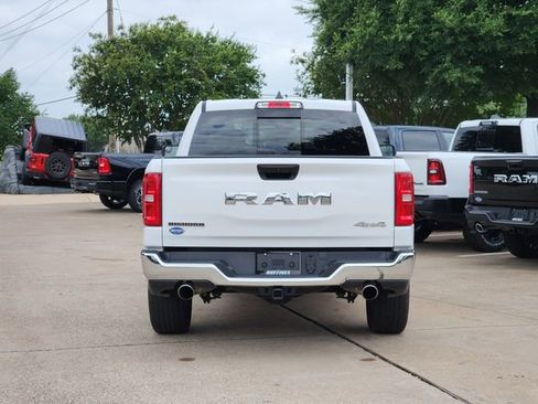 Used 2025 RAM 1500 Big Horn AWD/4WD image 6