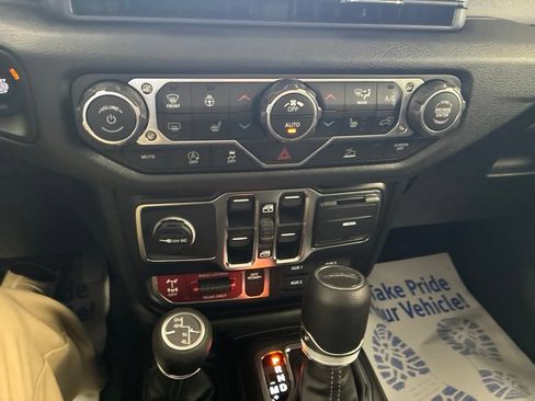 New 2026 Jeep Gladiator Sport AWD/4WD image 40