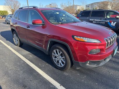 Used 2017 Jeep Cherokee Latitude w/ Comfort/Convenience Group