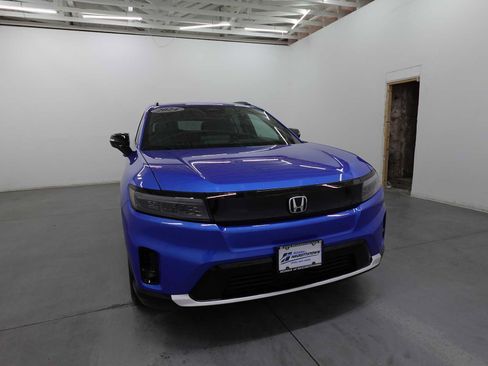 Used 2024 Honda Prologue Touring image 3