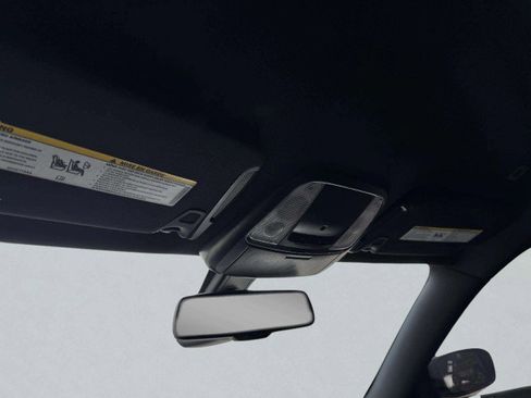 Used 2019 Dodge Charger Scat Pack w/ Navigation & Travel Group image 85