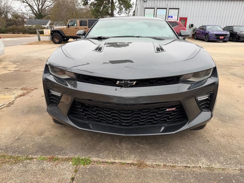 Used 2016 Chevrolet Camaro SS image 3