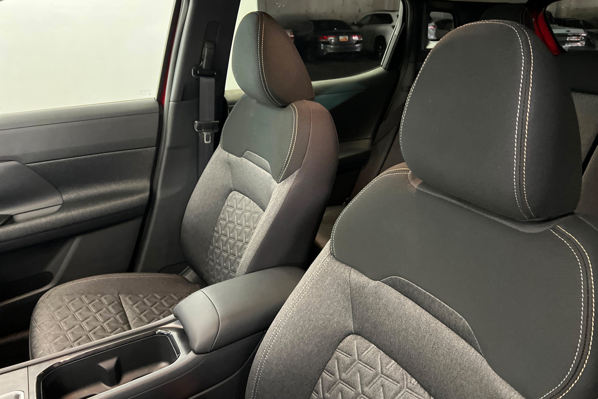 New 2026 Nissan Kicks SV w/ Cold Weather Package FWD image 18