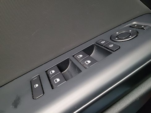 Used 2025 Kia K4 FWD image 27