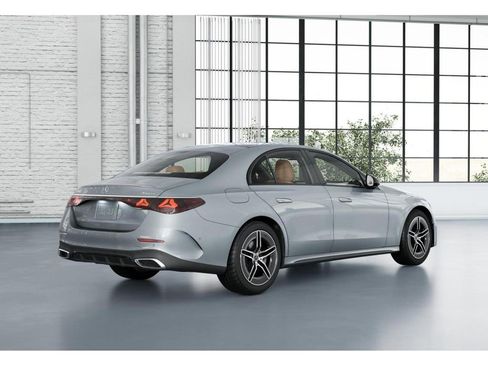 New 2026 Mercedes-Benz E 350 4MATIC Sedan image 21