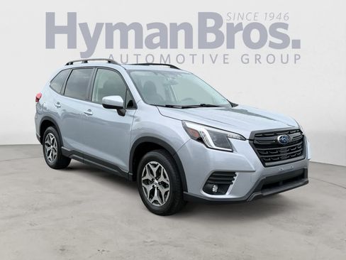 Certified 2024 Subaru Forester Premium AWD/4WD image 1