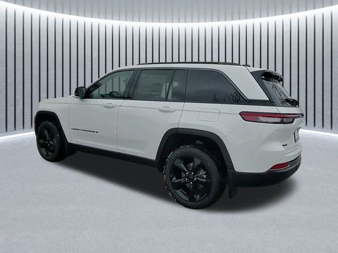 New 2026 Jeep Grand Cherokee Limited w/ Limited Altitude Package image 14