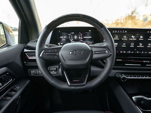 New 2024 Chevrolet Silverado EV RST image 25