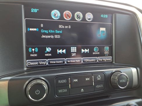 Used 2018 Chevrolet Silverado 1500 LT w/ LPO, Street Package image 22