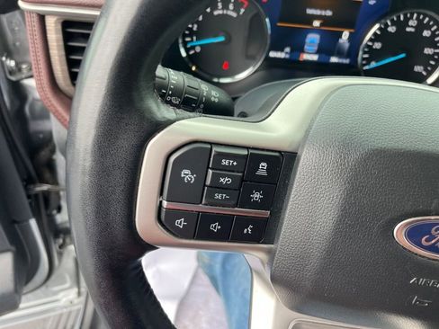 Used 2023 Ford Expedition Max Limited image 12