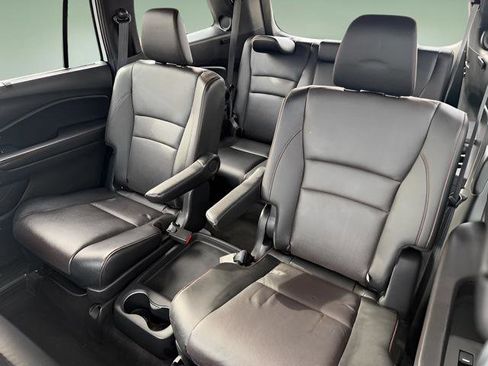 Used 2022 Honda Pilot Black Edition image 19
