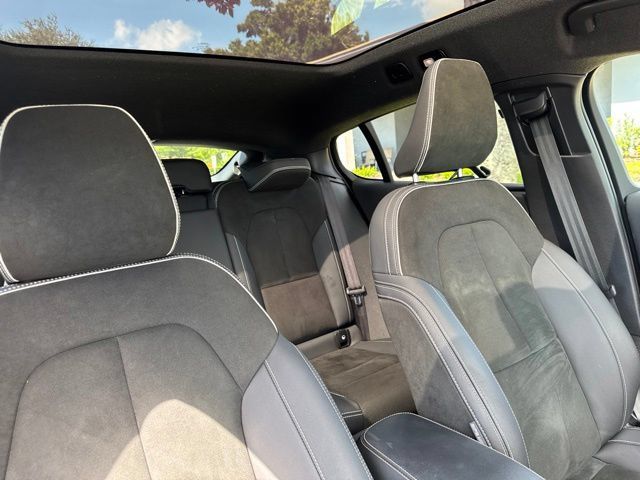 Used 2023 Volvo C40 P8 Recharge Plus AWD/4WD image 12