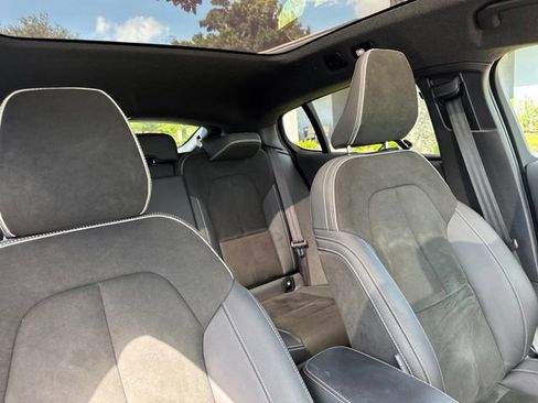 Used 2023 Volvo C40 P8 Recharge Plus AWD/4WD image 12