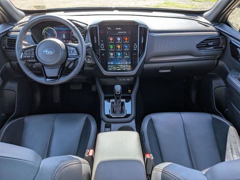 Used 2025 Subaru Forester Touring w/ Touring Package AWD/4WD image 27
