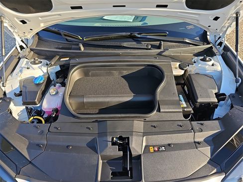 New 2025 Hyundai Ioniq 6 SEL image 29