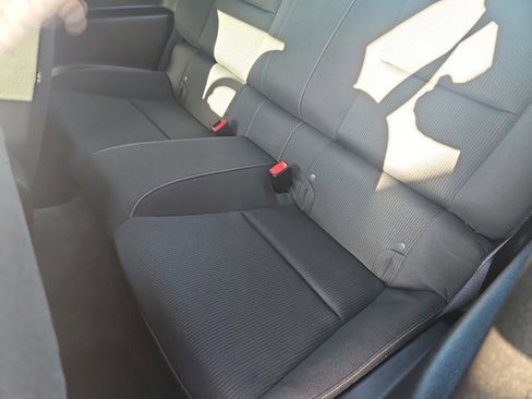 Used 2011 Chevrolet Camaro LT image 16