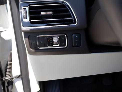 Used 2024 Lincoln Navigator L Black Label AWD/4WD image 37