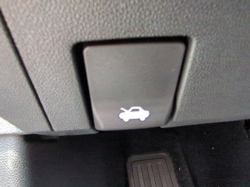 Used 2026 GMC Terrain Elevation image 39